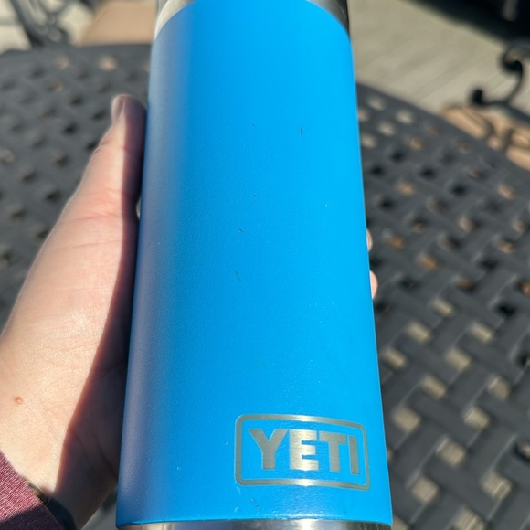 Tahoe blue yeti - Picture 3 of 6
